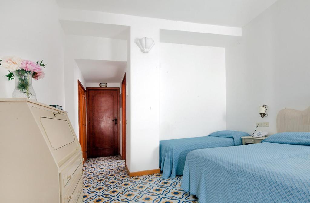 Hotel Vittoria Позитано Номер фото