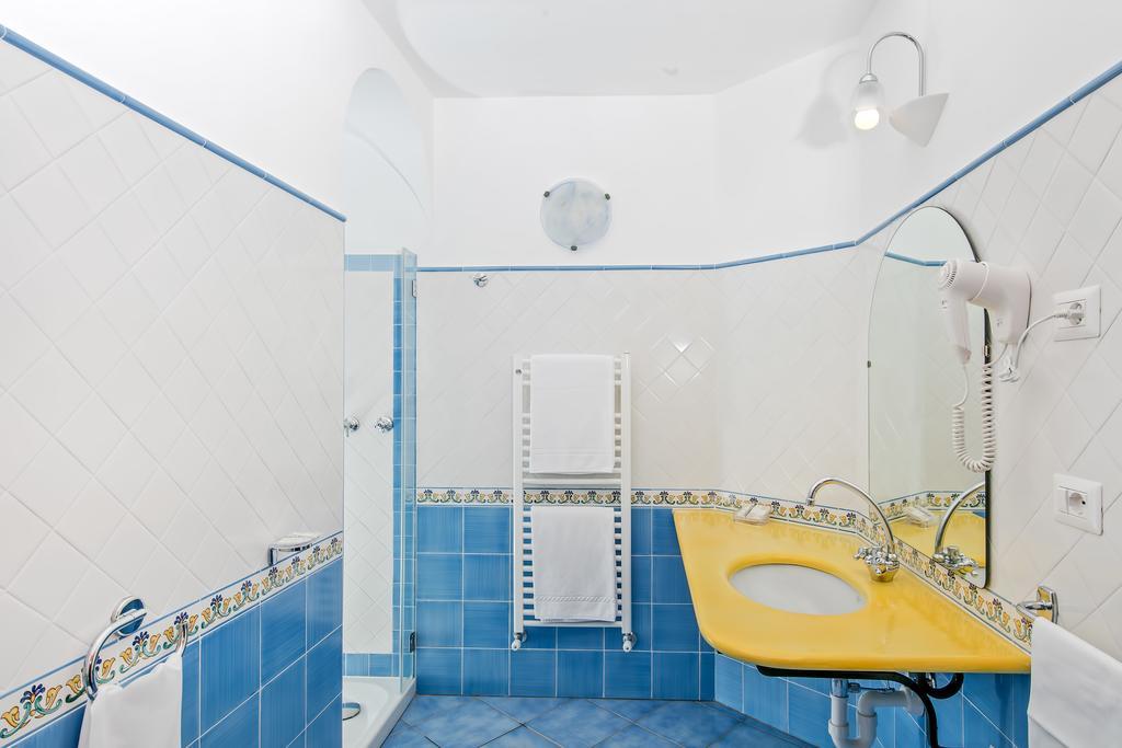Hotel Vittoria Позитано Экстерьер фото