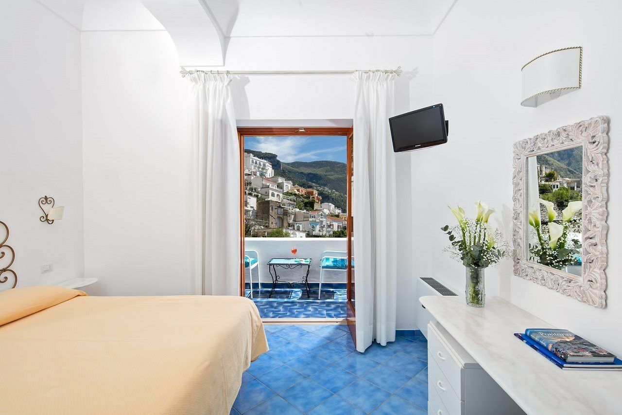 Hotel Vittoria Позитано Экстерьер фото